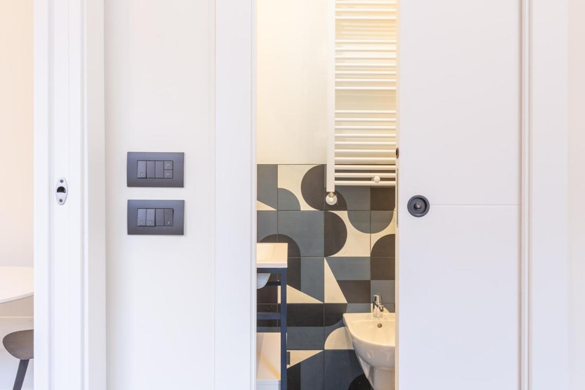 3Fo6 -Navigli-Duomo - Luxury Modern Apartment Мілан Екстер'єр фото